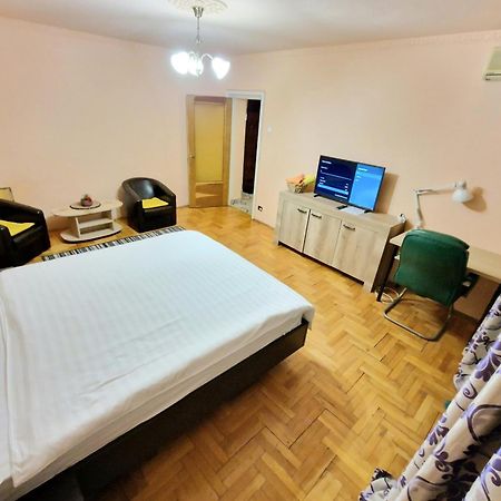 Global Downtown Apartments - Unirii Бухарест Экстерьер фото